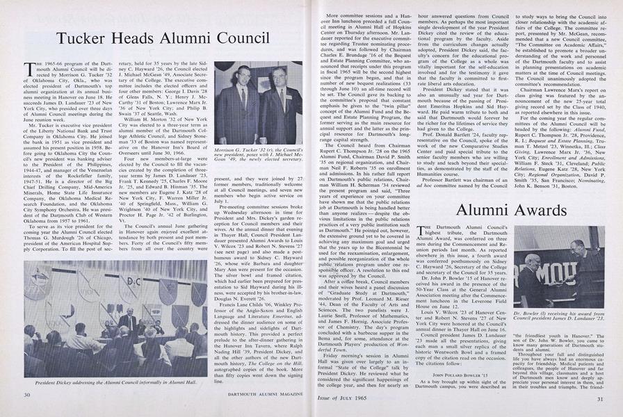 Tucker Heads Alumni Council